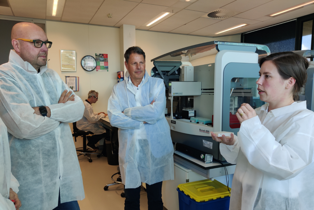 Bezoek René Claassen PVV aan Hartwig Medical Foundation – Meten en verbeteren effectiviteit van medicijnen gemeenschappelijk doel 